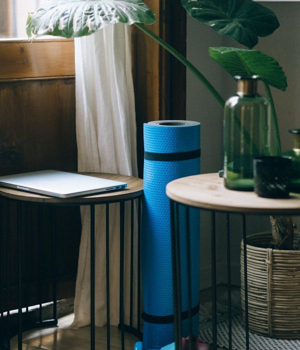 Person doing a light cardio exercise in a dark, calm room.